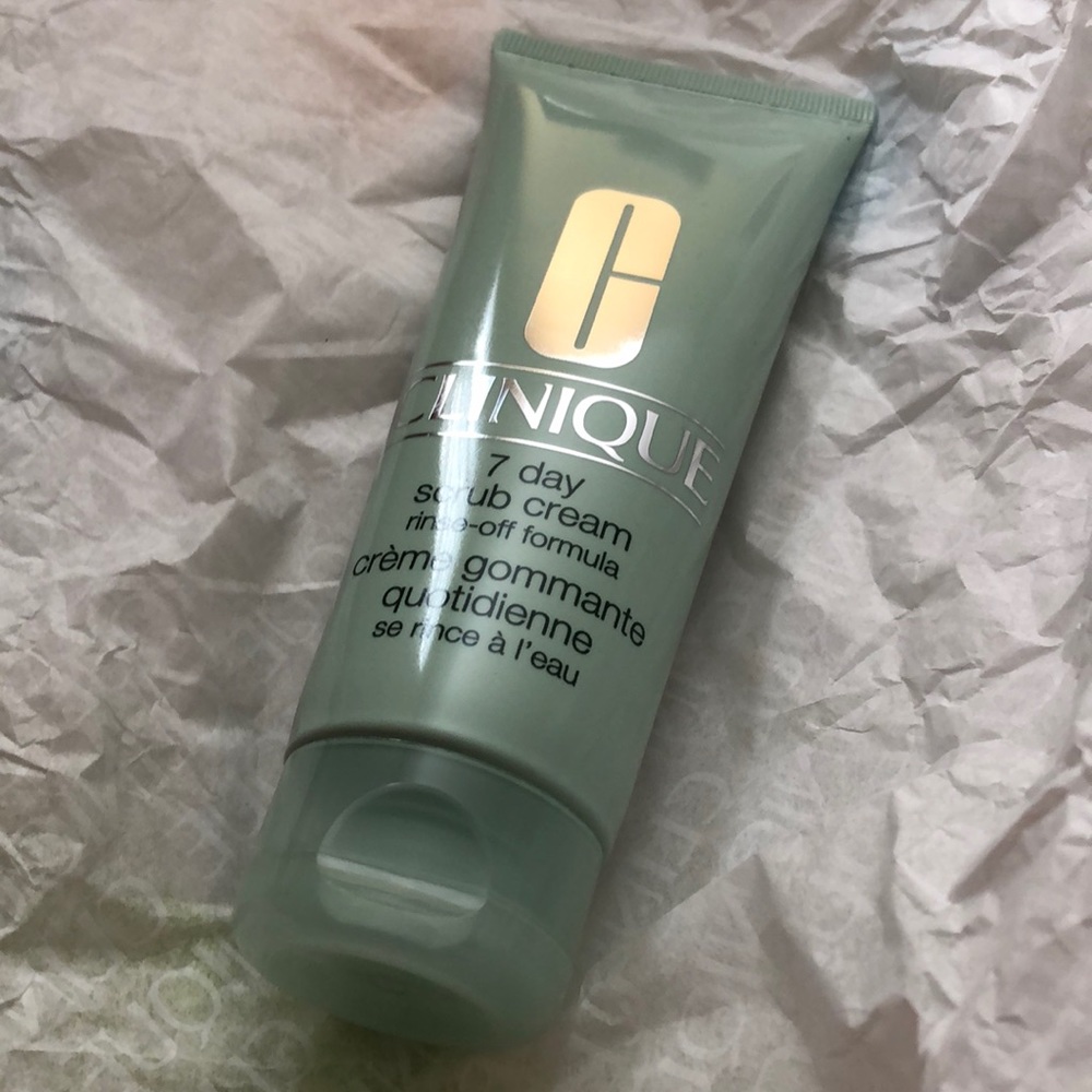 Clinique New Full Size 7 day scrub cream